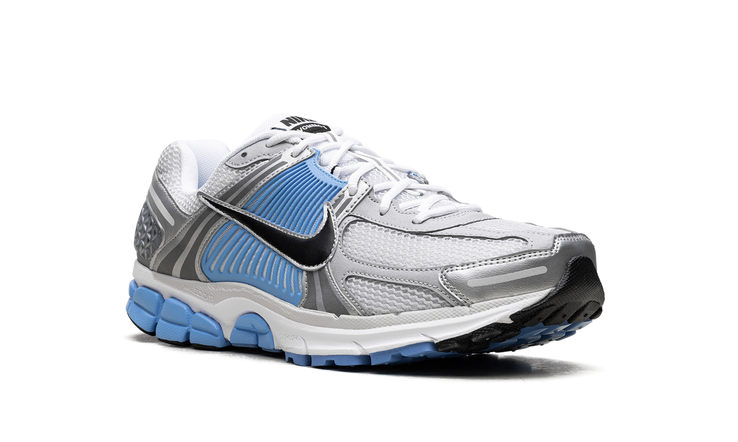 Zoom Vomero 5 "Pure Platinum University Blue" FJ4151 101