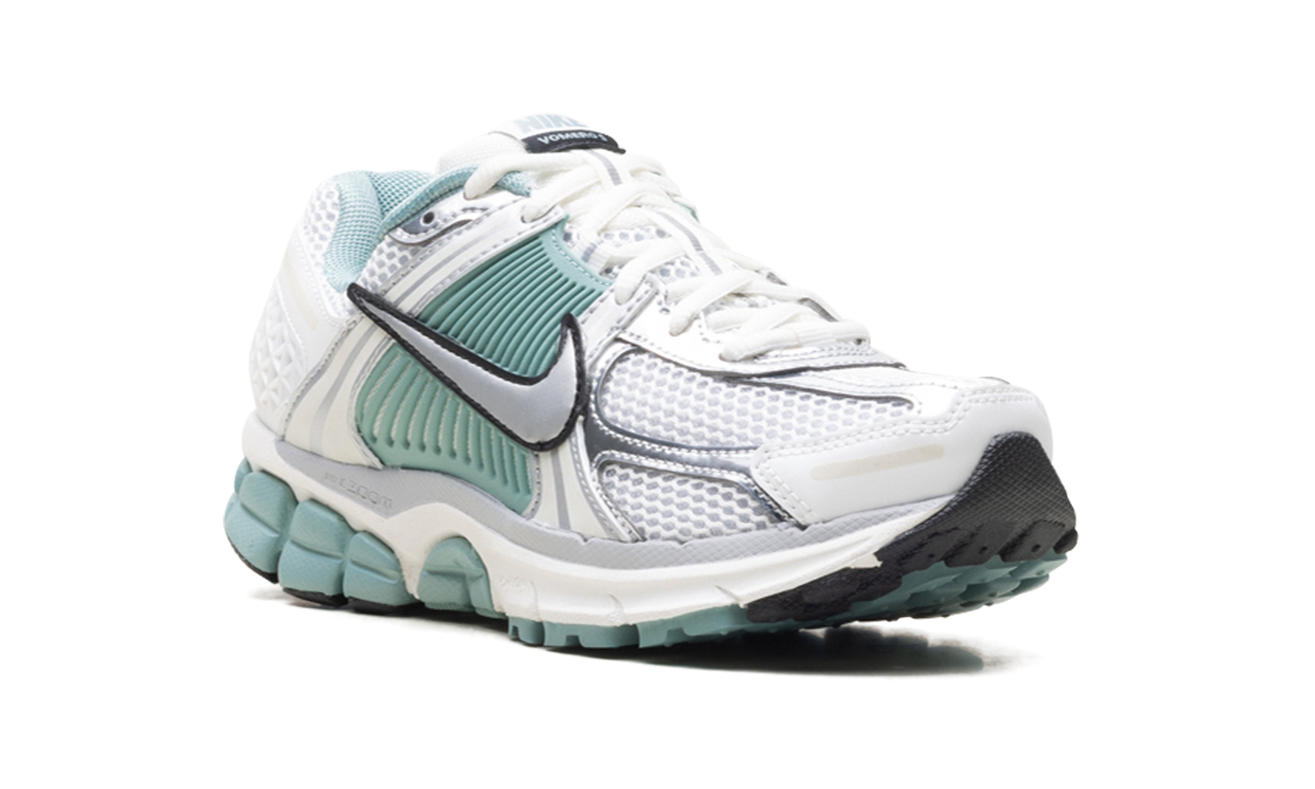 Air Zoom Vomero 5 WMNS "Cannon" HF1877 101
