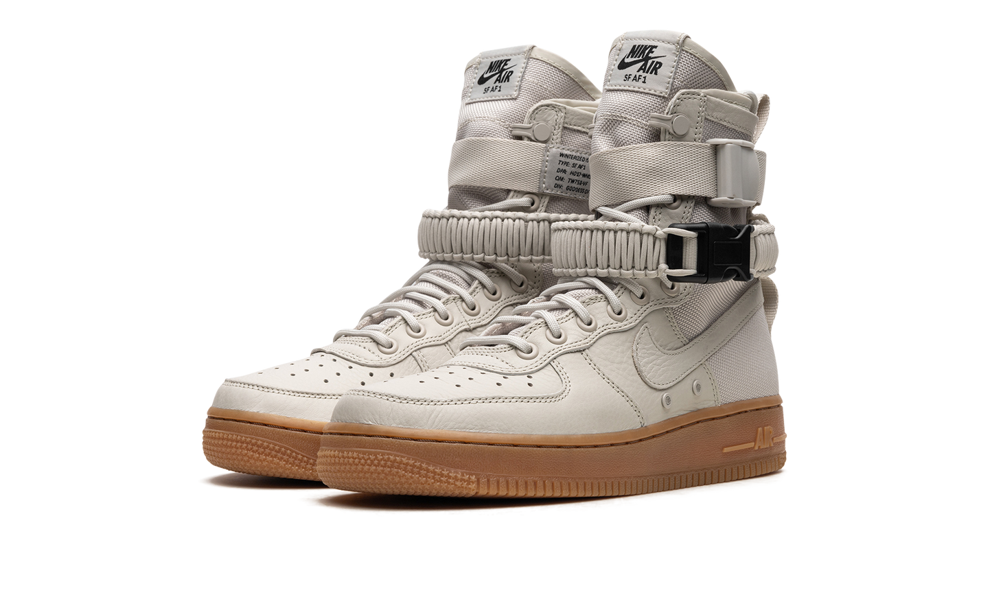 SF AF 1 WMNS 857872 004