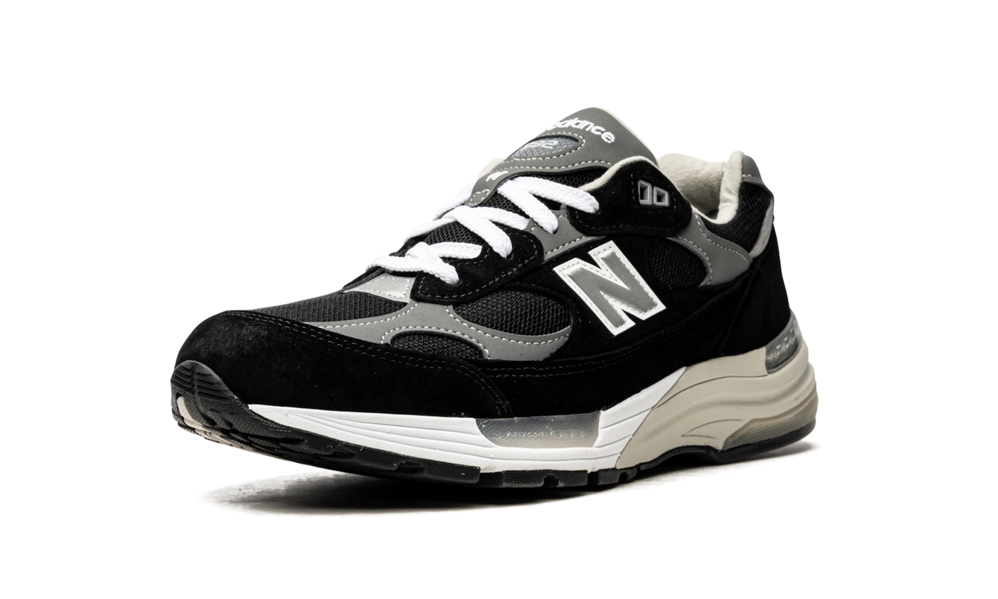 992 "Black" M992EB