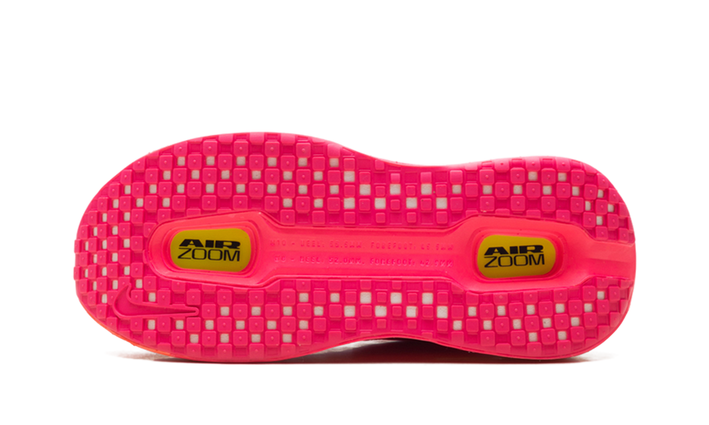 Vomero Premium WMNS "Hyper Pink" HM5973 603
