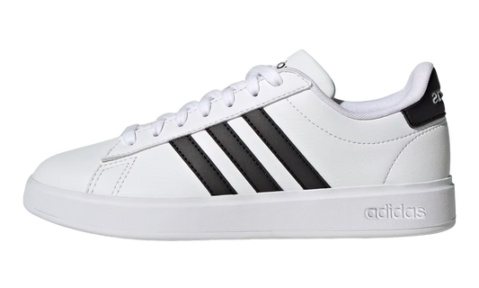 Grand Court WMNS "Cloud White Core Black" GW9214