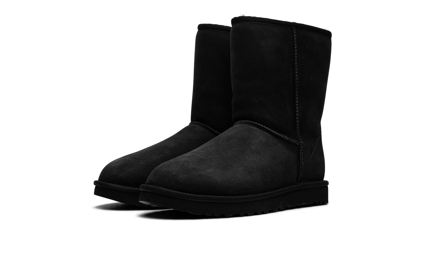 Classic Short II Boot WMNS "Black" 1016223 BLK