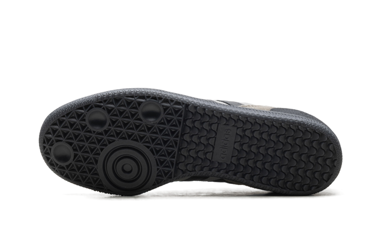 Palos Hills "100 Thieves - Silver Pebble Black" JR5536