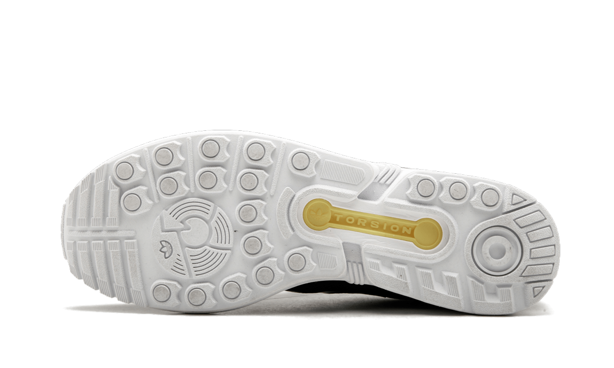 ZX Flux M19840