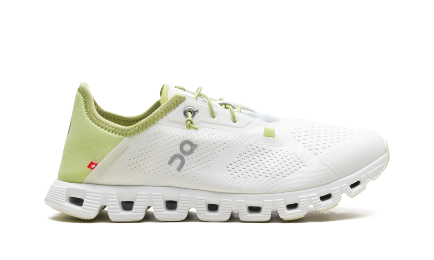 Cloud 5 WMNS "Ivory Acacia" 3WD10541985