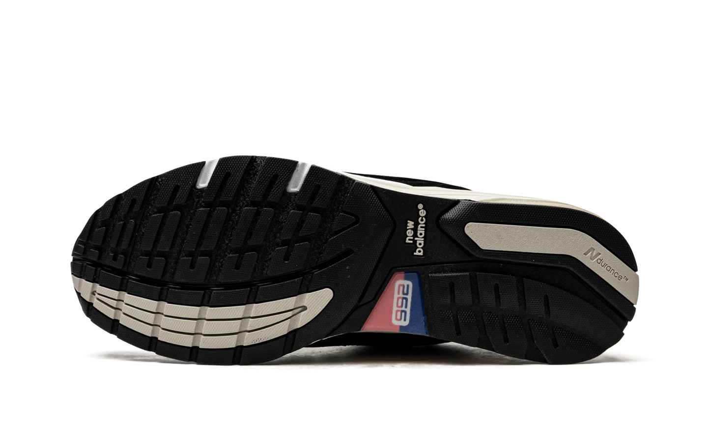 992 "Black" M992EB