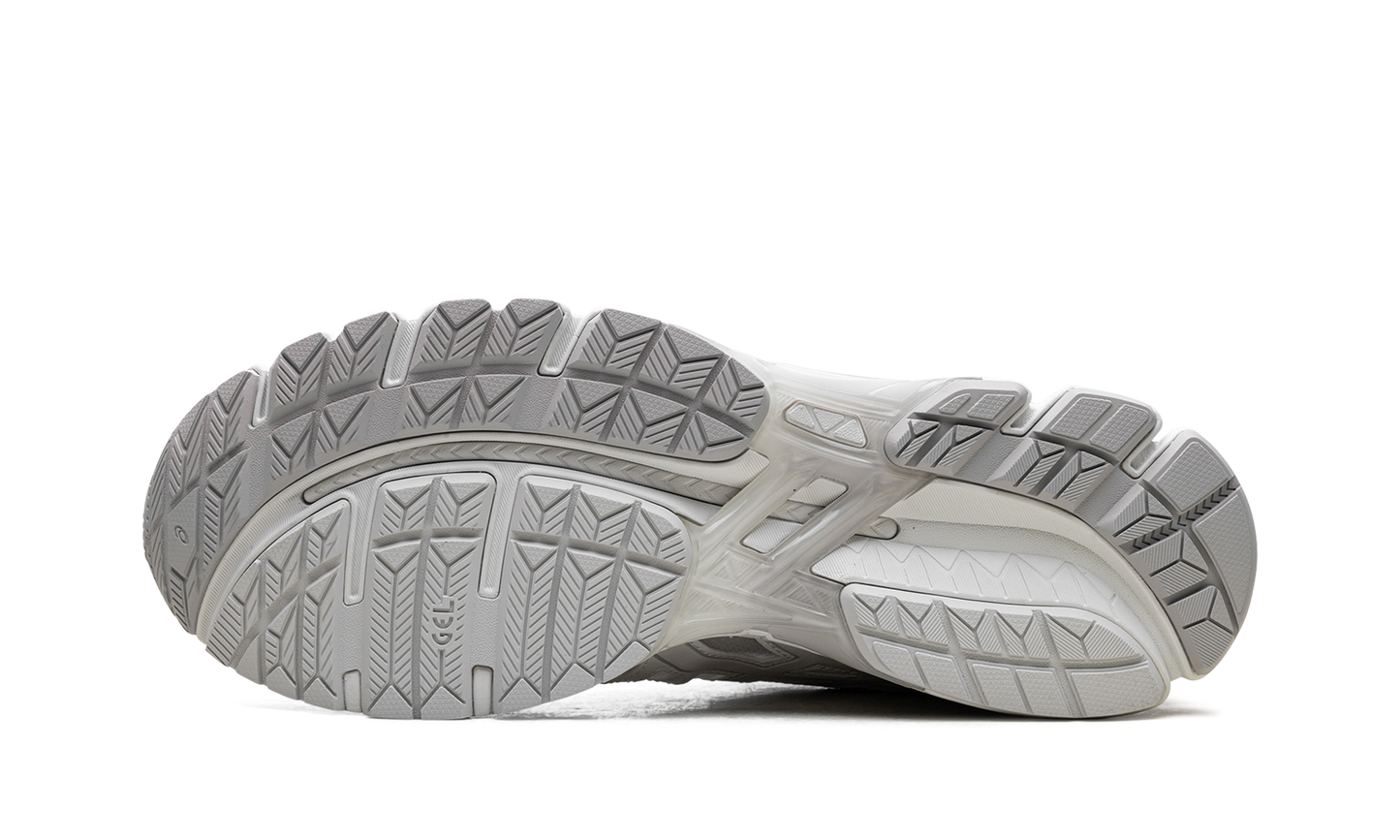 Gel-Kayano 20 "Unaffected - Cream" 1203A529 100
