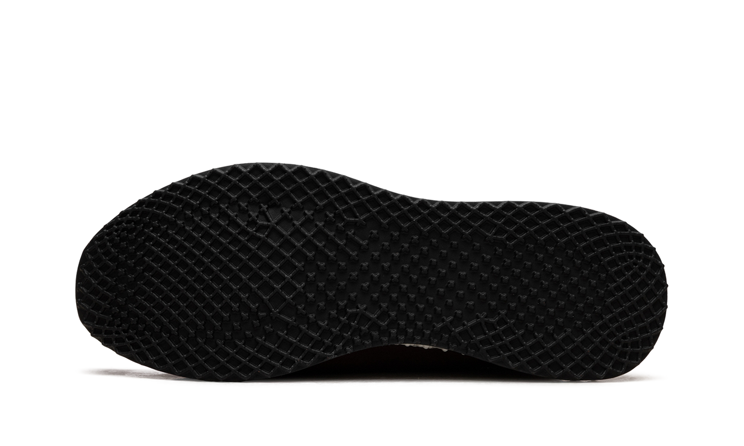 Wallabee 4D Mid "Ronnie Fieg 8th Street Chestnut" JR6732