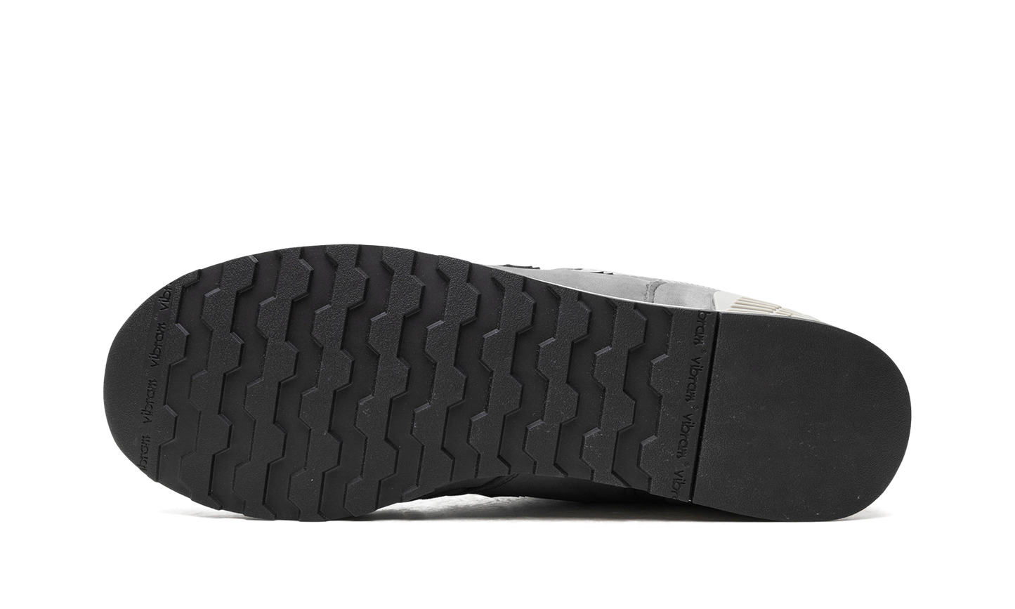 670 "Made in England - Grey" M670GNS