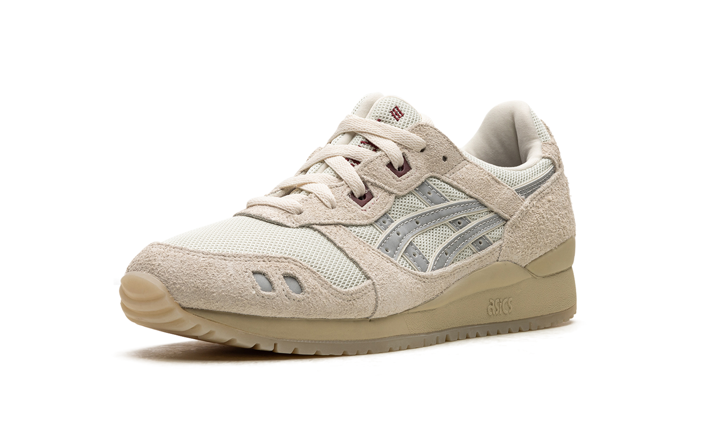 Pleasures x Gel Lyte III OG "Cream" 1201A677 100