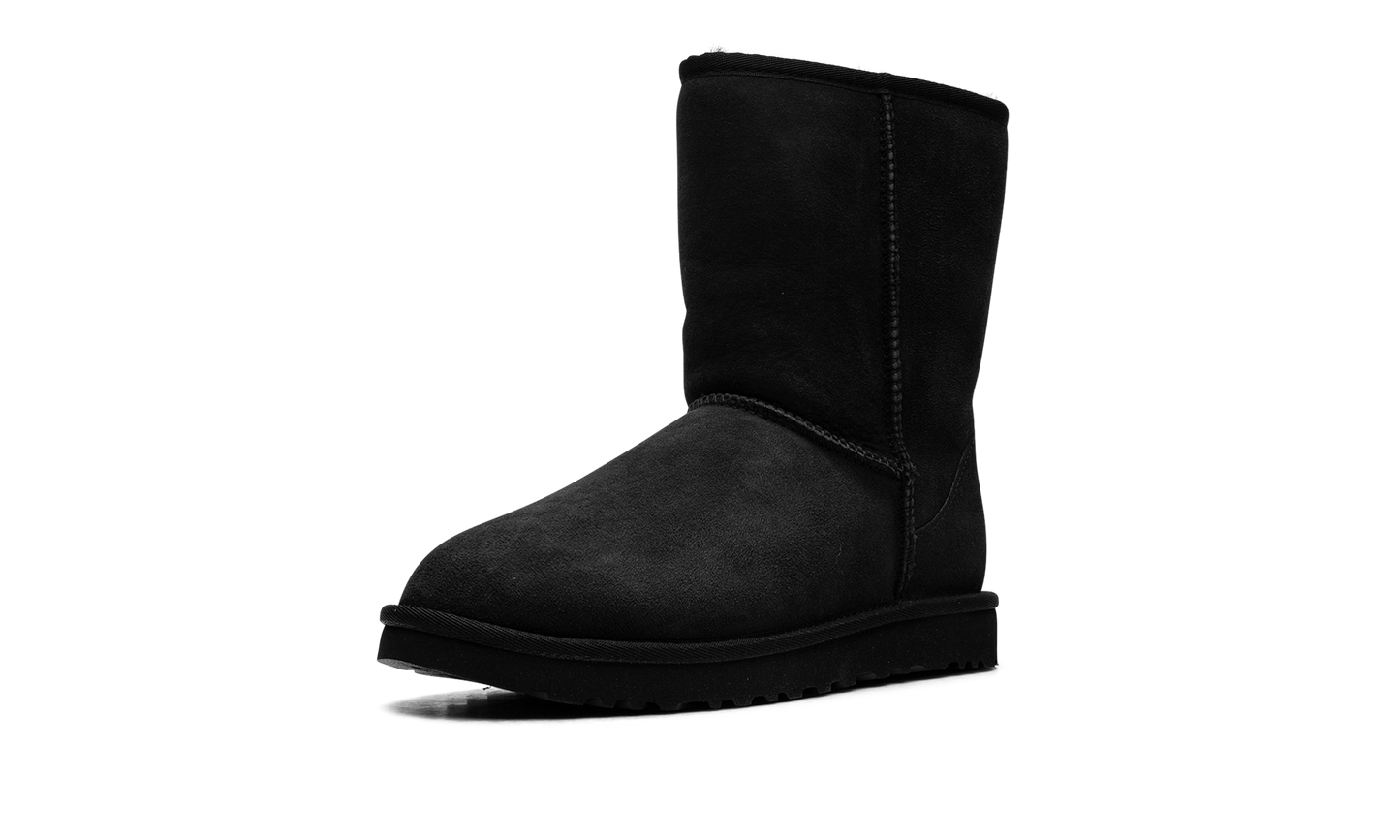 Classic Short II Boot WMNS "Black" 1016223 BLK