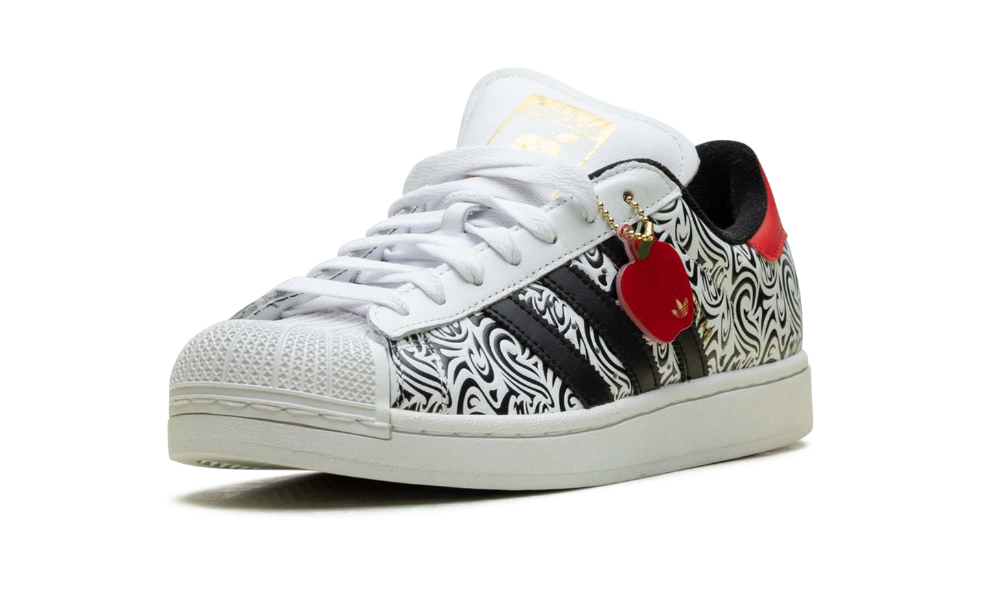 SUPERSTAR II "White/Black/Red" JQ6116