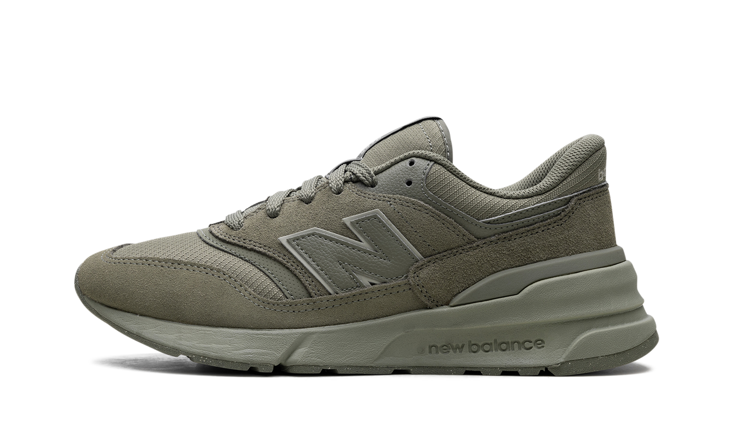 997 "Beige" U997RMF