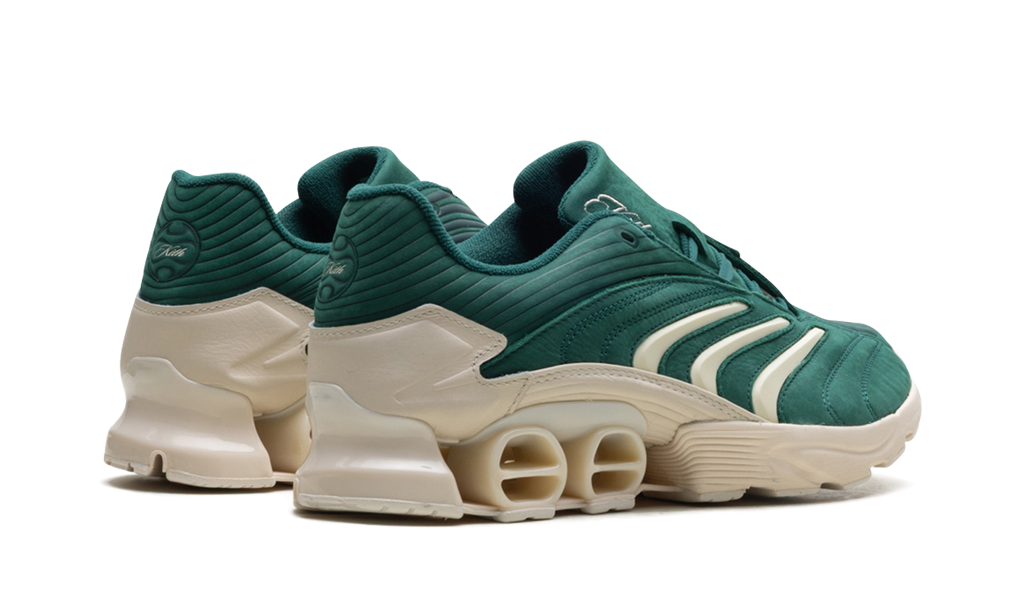 Predator Megaride "Kith - Scarab White" JR9206
