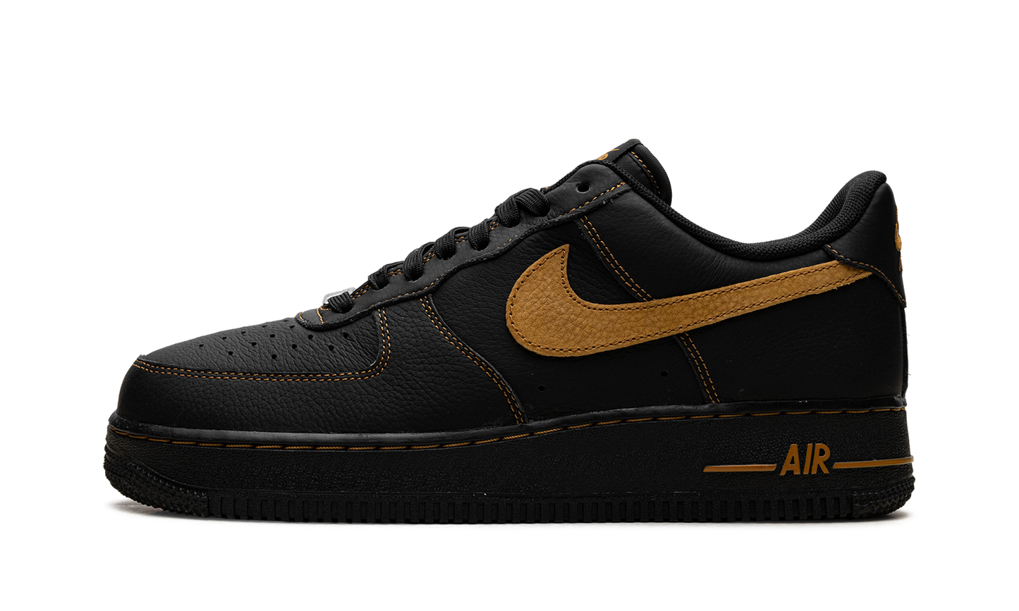 Air Force 1 Low '07 LV8 "Black Desert Ochre" HQ2037 003