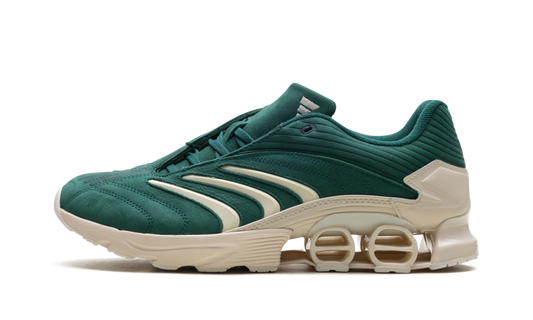 Predator Megaride "Kith - Scarab White" JR9206