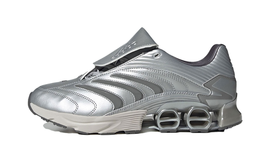 Predator Megaride "Silver Metallic" JS1555