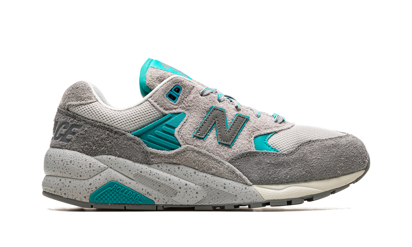 580 "Palace - Gargoyle Lapis Blue" MT580PA2
