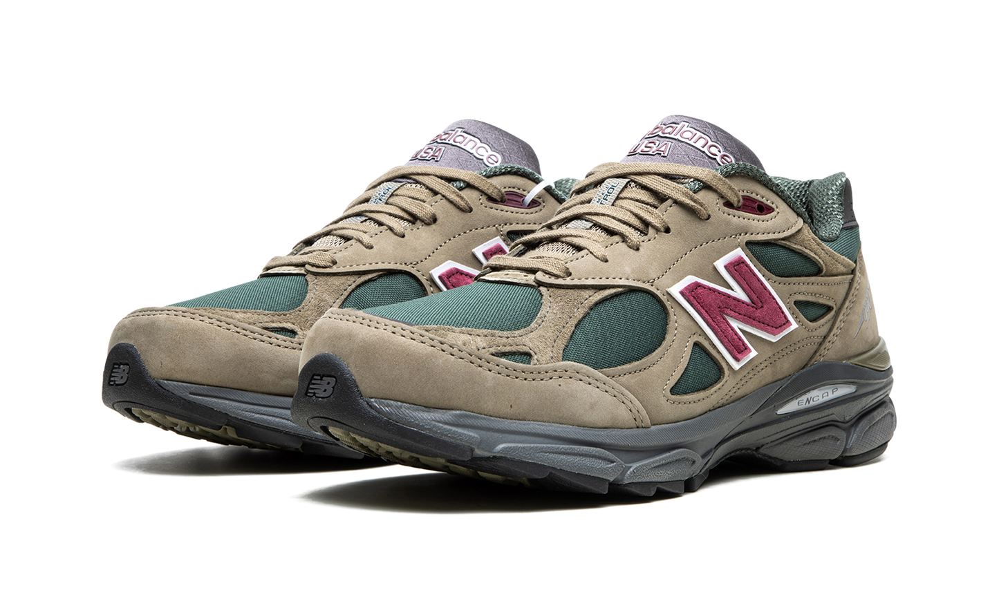 990v3 "Teddy Santis - Green/Purple" M990GP3