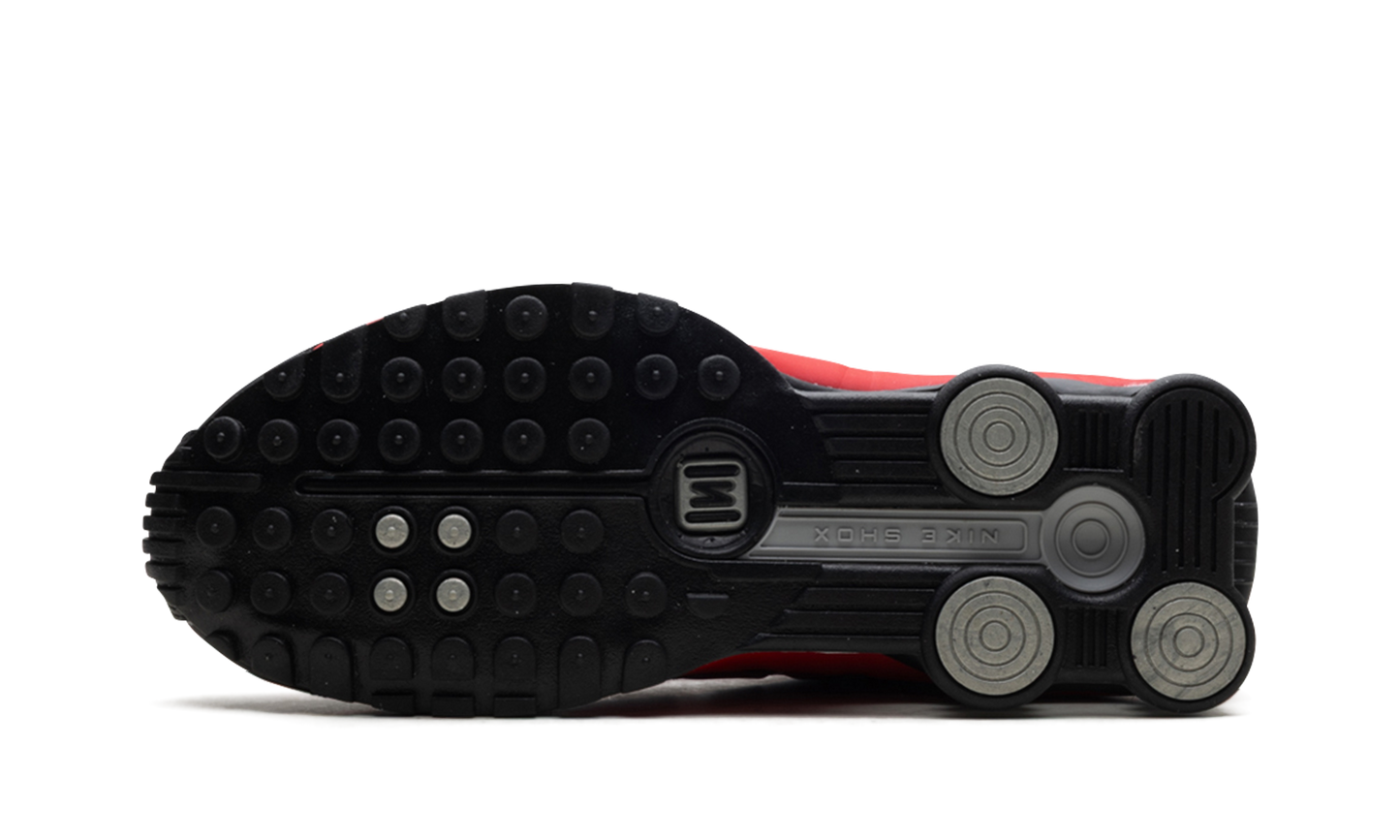 Shox R4 "University Red Black" HQ1988 600