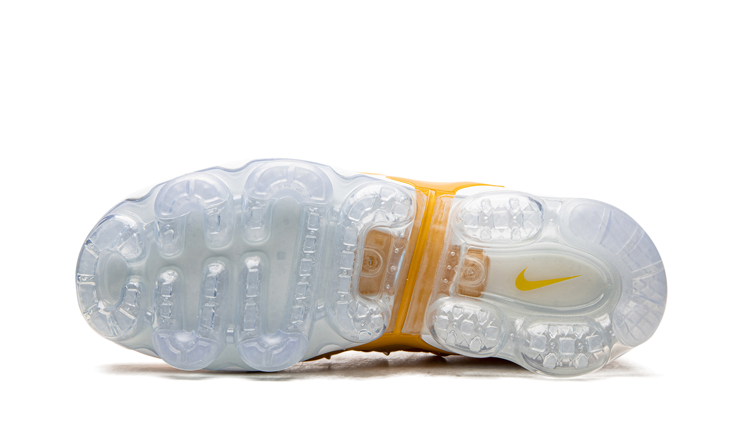 AIR VAPORMAX PLUS OMEN WMNS DO5874 700