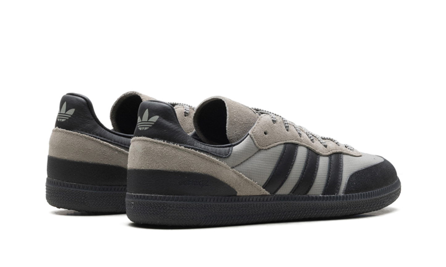 Palos Hills "100 Thieves - Silver Pebble Black" JR5536